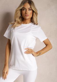 Renee - Biała Koszulka z Bawełny o Fasonie T-shirt Lormarka. Okazja: na co dzień. Kolor: biały. Materiał: bawełna. Styl: klasyczny, casual #1