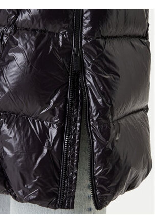ViCOLO Kurtka puchowa TS0025 Czarny Regular Fit. Kolor: czarny. Materiał: syntetyk