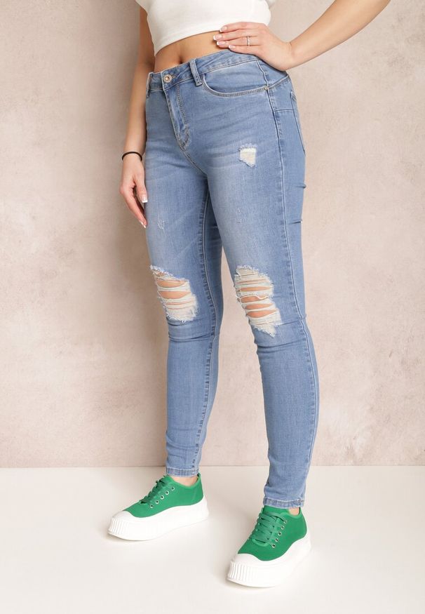 Renee - Niebieskie Jeansy Skinny Agariphae. Okazja: na co dzień. Kolekcja: plus size. Kolor: niebieski. Długość: długie. Wzór: aplikacja. Styl: casual