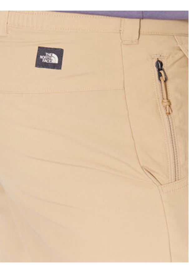 The North Face Szorty sportowe Tanken NF0A2S85 Beżowy Regular Fit. Kolor: beżowy. Materiał: syntetyk