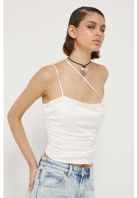 Hollister Co. top damski kolor beżowy. Okazja: na co dzień. Typ kołnierza: dekolt w karo. Kolor: beżowy. Materiał: tkanina. Długość rękawa: na ramiączkach. Styl: casual #2