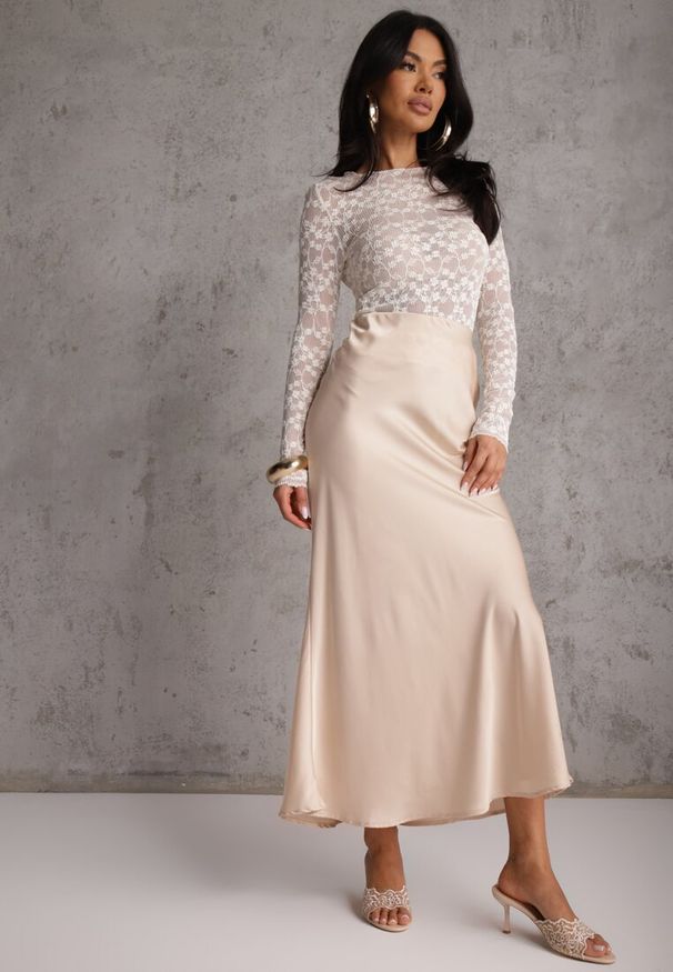 Renee - Beżowa Koktajlowa Spódnica z Satyny o Rozkloszowanym Kroju Zinnivira. Kolor: beżowy. Materiał: satyna. Styl: wizytowy