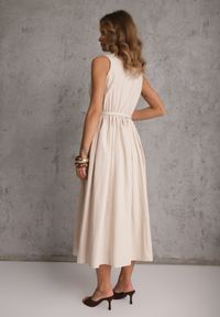 Renee - Beżowa Rozkloszowana Sukienka z Bawełną i Wiskozą Ozdobiona Paskiem Amalis. Kolor: beżowy. Materiał: wiskoza, bawełna. Wzór: aplikacja. Typ sukienki: rozkloszowane. Styl: elegancki #7