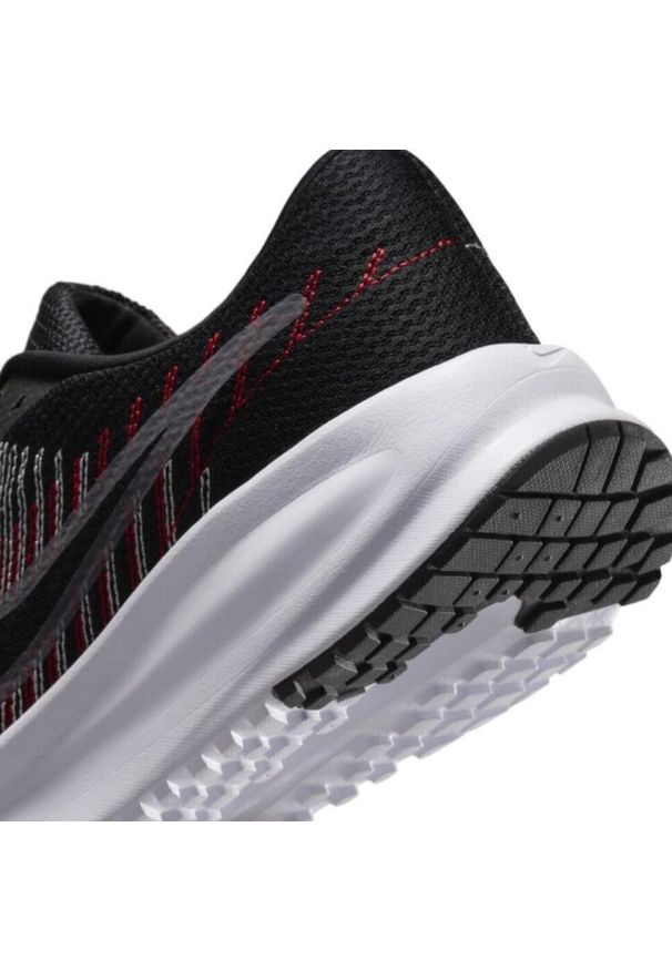 Buty sportowe męskie Nike Run Defy. Kolor: czarny, szary, wielokolorowy. Sport: bieganie