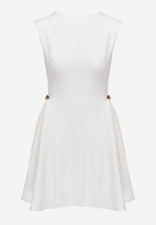 Renee - Biała Rozkloszowana Sukienka Bez Rękawów z Odpinanymi Aplikacjami w Pasie Maridina. Kolor: biały. Materiał: tkanina. Długość rękawa: bez rękawów. Wzór: aplikacja. Sezon: lato. Typ sukienki: trapezowe. Styl: klasyczny, elegancki