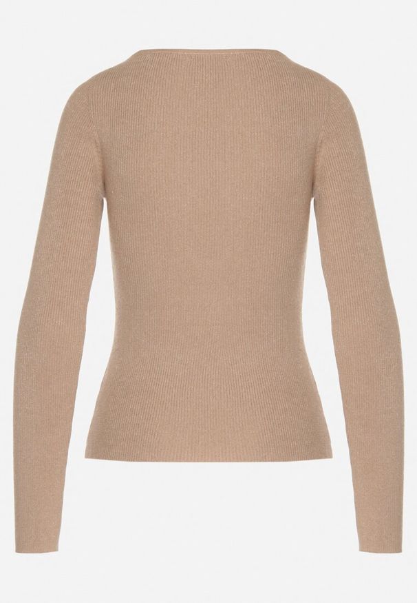 Born2be - Beżowy Sweter z Wiskozą i Metaliczną Nitką Lillanova. Okazja: na co dzień. Kolor: beżowy. Materiał: wiskoza. Długość rękawa: długi rękaw. Długość: długie. Styl: casual