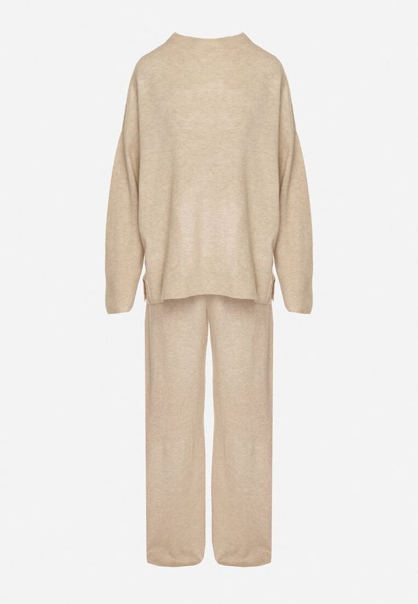 Born2be - Jasnobeżowy Dzianinowy Komplet z Wełną Spodnie i Sweter Tesira. Kolor: beżowy. Materiał: dzianina, wełna