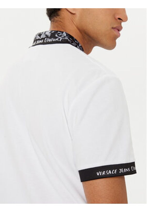 Versace Jeans Couture Polo 78GAGT04 Biały Regular Fit. Typ kołnierza: polo. Kolor: biały. Materiał: bawełna