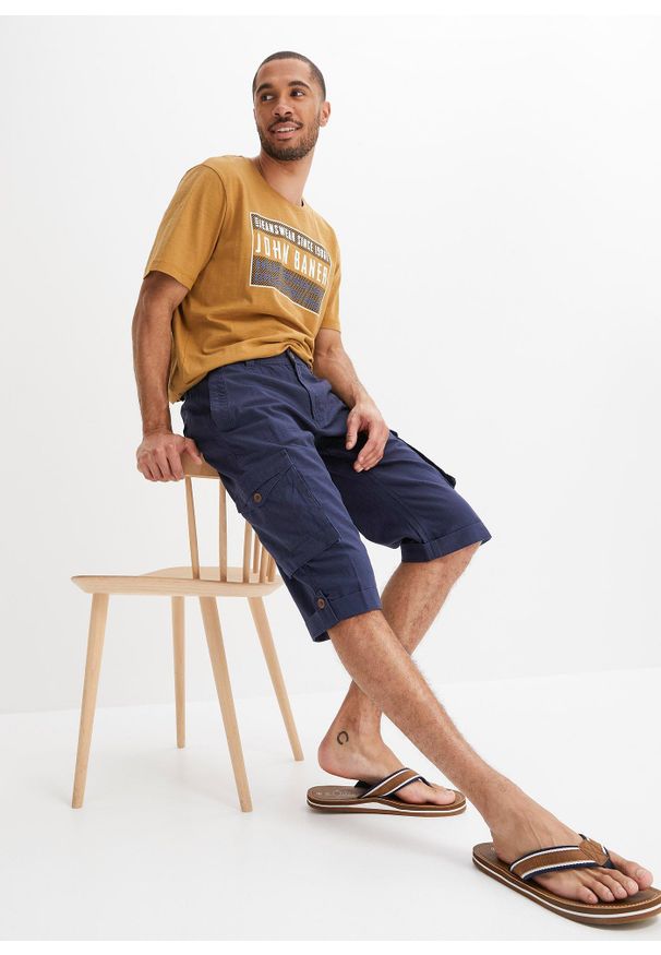 bonprix - Długie bermudy bojówki regular fit z mieszanki lekkiej tkaniny lnianej. Kolor: niebieski. Materiał: tkanina, len. Długość: długie