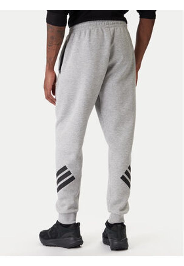 Adidas - adidas Spodnie dresowe Future Icons 3-Stripes JD4867 Szary Regular Fit. Kolor: szary. Materiał: syntetyk