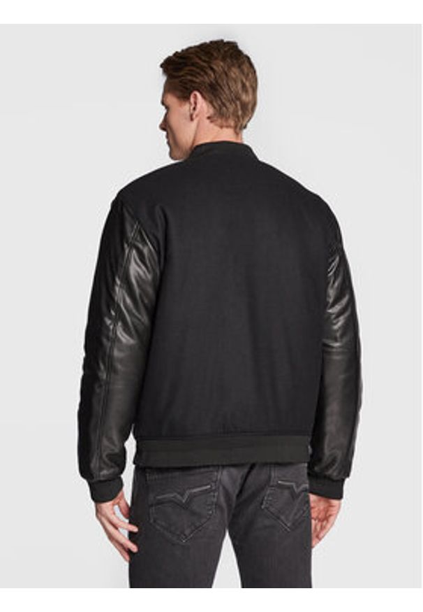Sisley Kurtka bomber 28GCSN012 Czarny Regular Fit. Kolor: czarny. Materiał: wełna