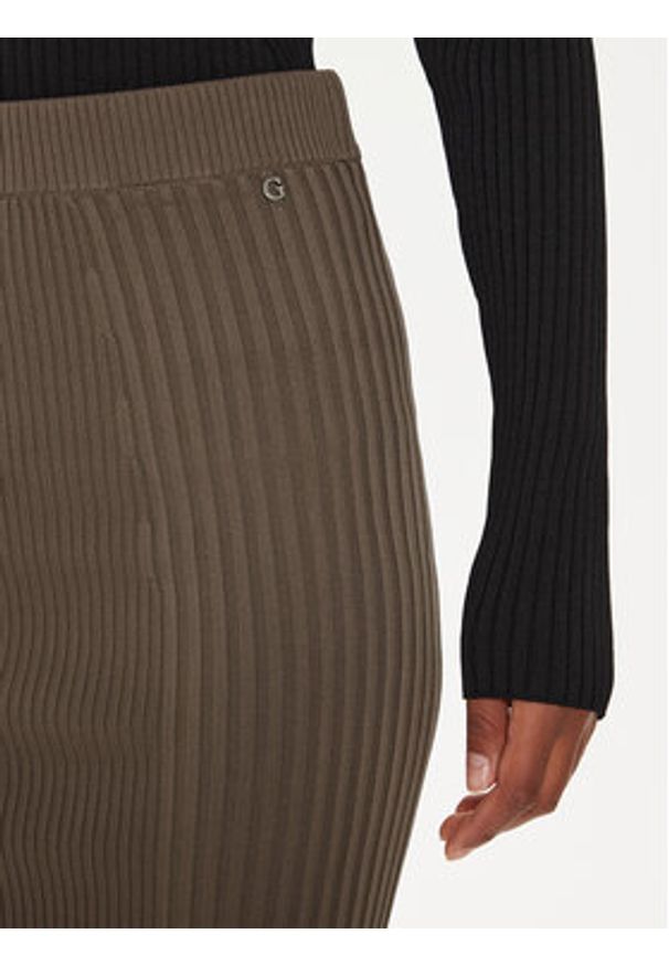 Guess Spódnica ołówkowa Lucille W4YD38 Z2U00 Brązowy Slim Fit. Kolor: brązowy. Materiał: syntetyk, wiskoza