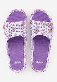 Born2be - Fioletowe Klapki Basenowe w Kwiatowy Wzór z Perforacją Pertumal. Okazja: na co dzień, na spacer. Kolor: fioletowy. Materiał: dzianina, jeans, dresówka. Wzór: kwiaty. Sezon: lato. Styl: wakacyjny, casual, elegancki #4