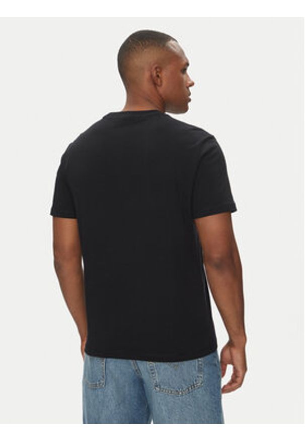 Napapijri T-Shirt S-Valdor NP0A4IE6 Czarny Regular Fit. Kolor: czarny. Materiał: bawełna