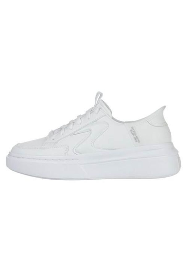 skechers - Buty do chodzenia damskie Skechers Cordova Classic New. Kolor: biały. Materiał: materiał, syntetyk. Szerokość cholewki: normalna. Sport: turystyka piesza