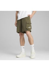 Puma - Męskie szorty bojówki Essentials 9" z logo No.1 PUMA Loden Green. Kolor: zielony. Długość: krótkie. Sezon: lato