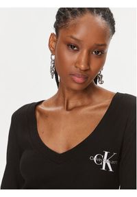 Calvin Klein Jeans Bluzka J20J222023 Czarny Regular Fit. Kolor: czarny. Materiał: bawełna #3