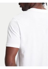 United Colors of Benetton - United Colors Of Benetton T-Shirt 3BL0U10AG Biały Relaxed Fit. Kolor: biały. Materiał: bawełna