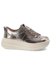 Brązowe Sneakersy Filippo Stylowe Obuwie Damskie. Okazja: na co dzień. Zapięcie: sznurówki. Kolor: brązowy. Materiał: skóra. Szerokość cholewki: normalna. Obcas: na platformie #3