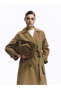 Reserved - Zamszowa torebka hobo - beżowy. Kolor: beżowy. Materiał: zamszowe #1