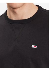 Tommy Jeans T-Shirt Detail Flag DM0DM16882 Czarny Classic Fit. Kolor: czarny. Materiał: bawełna