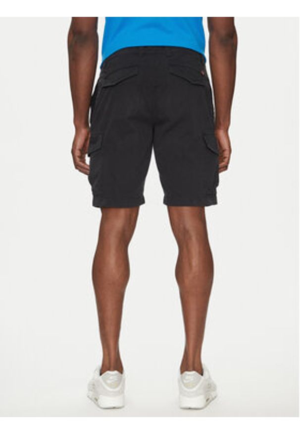 Napapijri Szorty materiałowe N-Deline NP0A4HOT Czarny Regular Fit. Kolor: czarny. Materiał: bawełna