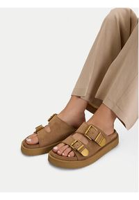 Badura Klapki CYCLAMEN-80033-25 Beżowy. Kolor: beżowy. Materiał: zamsz, skóra #9
