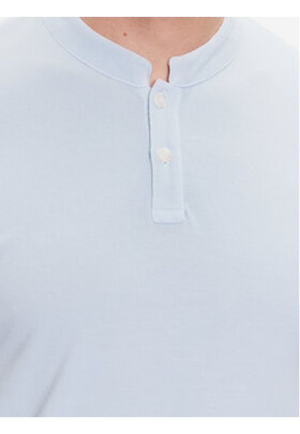CINQUE Polo Cilano 2935 Błękitny Shaped Fit. Typ kołnierza: polo. Kolor: niebieski. Materiał: bawełna