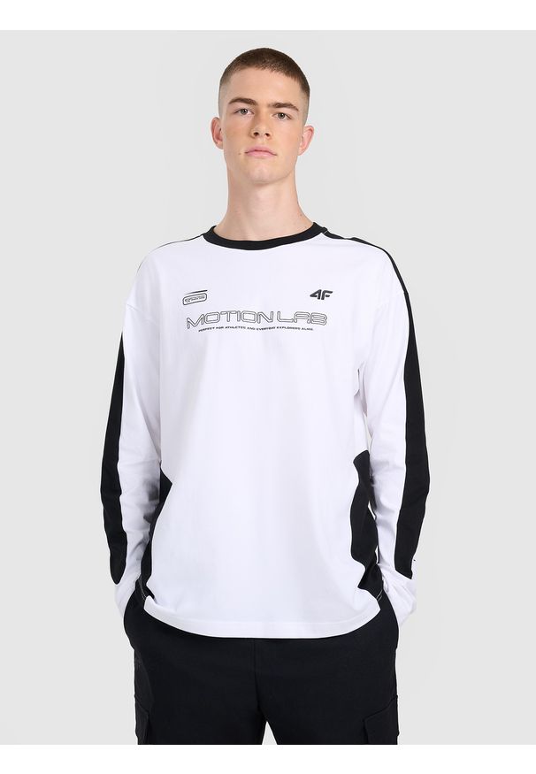 4f - 4F Longsleeve oversize z nadrukiem męski - biały XL. Okazja: na co dzień. Kolor: biały. Materiał: materiał. Długość rękawa: długi rękaw. Wzór: nadruk. Styl: casual, klasyczny, sportowy