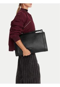 Coccinelle Torebka TL5 Coccinelleelinor E1 TL5 12 02 01 Czarny. Kolor: czarny. Materiał: skórzane #1