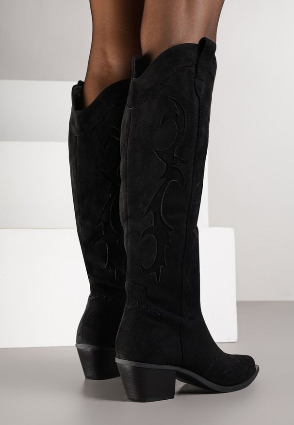 Renee - Czarne Kozaki Kowbojki na Stożku w Klasycznym Stylu Nalinda. Kolor: czarny. Szerokość cholewki: normalna. Obcas: na stożku. Styl: klasyczny. Wysokość obcasa: średni