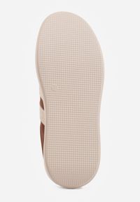 Born2be - Brązowe Skórzane Sneakersy na Grubej Podeszwie z Geometrycznym Wzorem Rivimi. Okazja: na co dzień. Kolor: brązowy. Materiał: skóra. Wzór: geometria #4