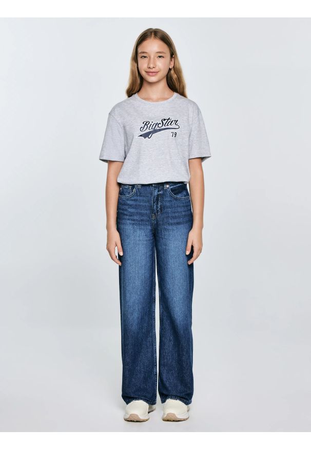 Big-Star - Jeansy dziewczęce z szeroką nogawką granatowe Natalie 514. Okazja: na spacer, na uczelnię. Stan: podwyższony. Kolor: niebieski. Materiał: jeans. Styl: młodzieżowy, elegancki