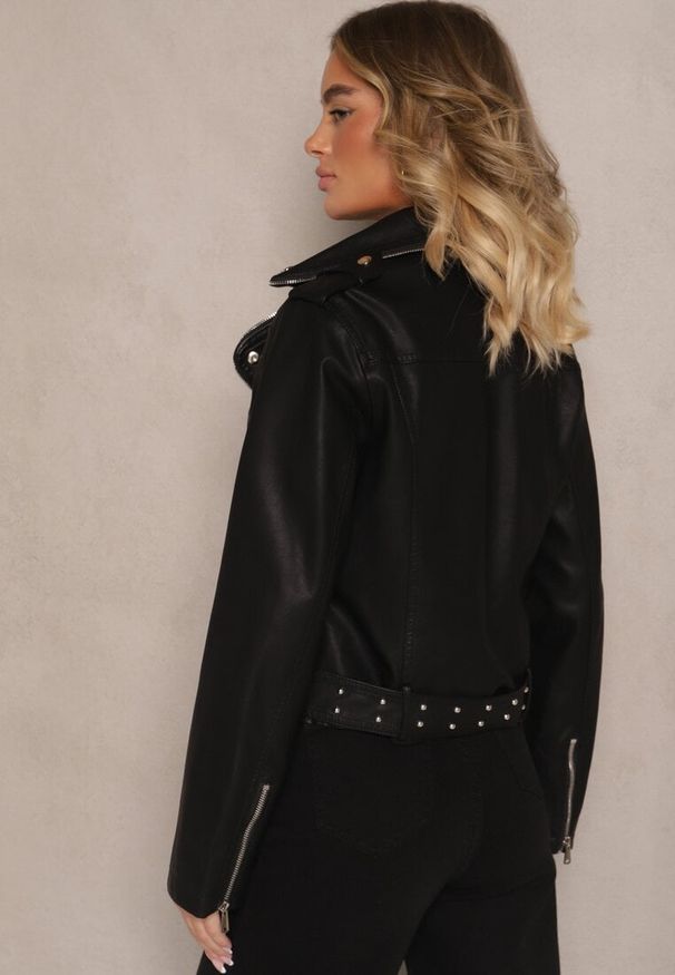 Renee - Czarna Kurtka o Kroju Ramoneski z Paskiem ze Sprzączką Evelvila. Okazja: na spacer. Kolor: czarny. Materiał: wiskoza, jeans, materiał. Styl: elegancki, rockowy, wizytowy