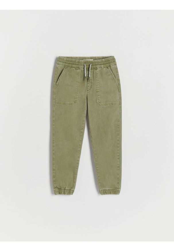 Reserved - Wysokoelastyczne spodnie jogger - ciemnozielony. Kolor: zielony. Materiał: bawełna, tkanina