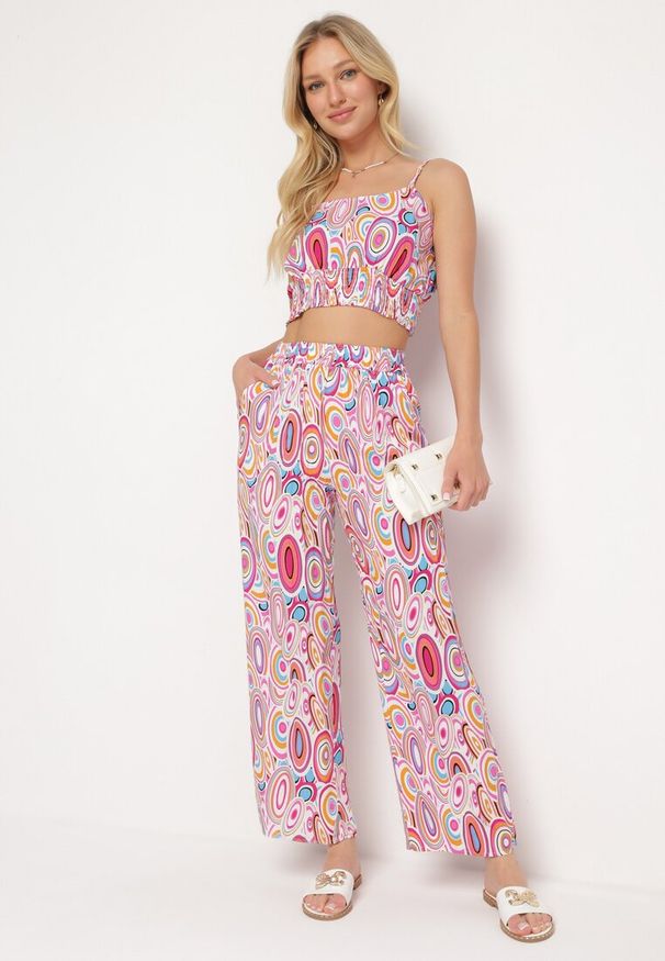 Born2be - Różowy Boho Komplet z Wiskozy Top na Ramiączkach z Gumką Szerokie Spodnie Palazzo Lereri. Kolor: różowy. Materiał: wiskoza