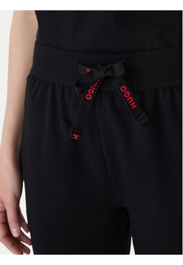 Hugo - HUGO Spodnie dresowe 50556326 Czarny Regular Fit. Kolor: czarny. Materiał: bawełna