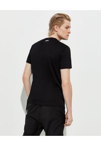 Les Hommes - LES HOMMES - Czarny t-shirt z logo. Okazja: na co dzień. Kolor: czarny. Materiał: jeans, bawełna. Wzór: nadruk. Styl: klasyczny, casual #2