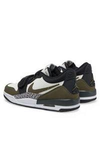Nike Sneakersy Air Jordan Legacy 312 Low (GS) CD9054 Zielony. Kolor: zielony. Materiał: skóra. Model: Nike Air Jordan #3