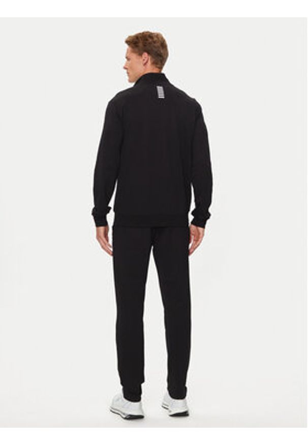 EA7 Emporio Armani Dres 8NPV61 PJVRZ 1200 Czarny Regular Fit. Kolor: czarny. Materiał: bawełna