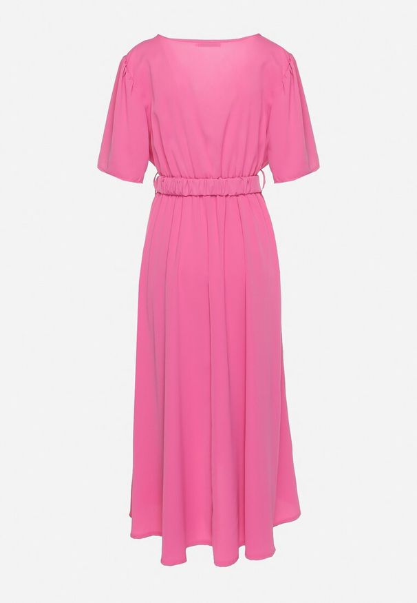 Born2be - Różowa Rozkloszowana Sukienka Kopertowa z Gumką w Talii i Ozdobnym Paskiem Vasena. Kolor: różowy. Typ sukienki: kopertowe. Styl: elegancki
