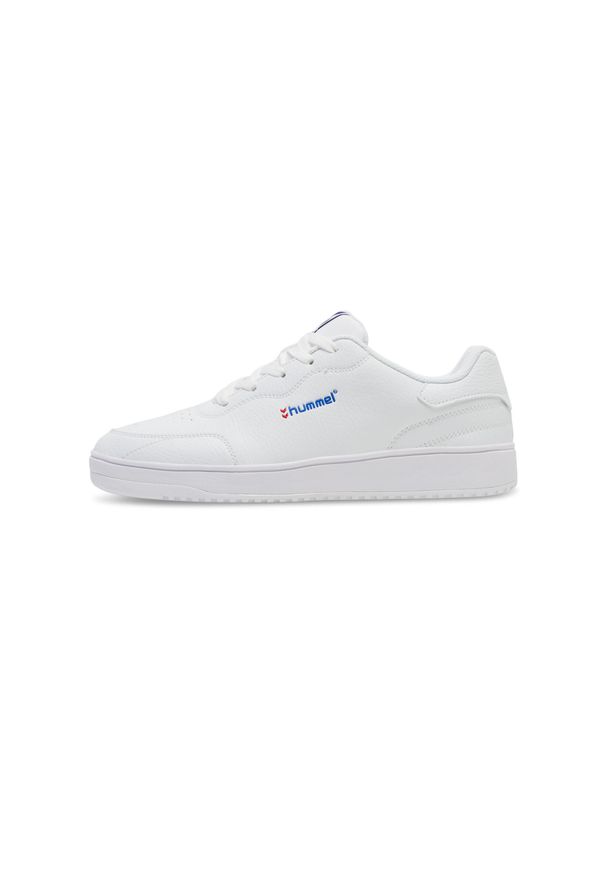 Trenerzy Hummel Match Point. Kolor: biały. Materiał: zamsz. Szerokość cholewki: normalna