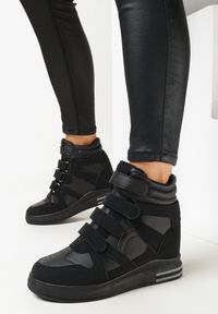 Born2be - Czarne Sneakersy na Ukrytym Koturnie z Zapięciem na Rzepy Amria. Wysokość cholewki: za kostkę. Zapięcie: rzepy. Kolor: czarny. Szerokość cholewki: normalna. Obcas: na koturnie #1