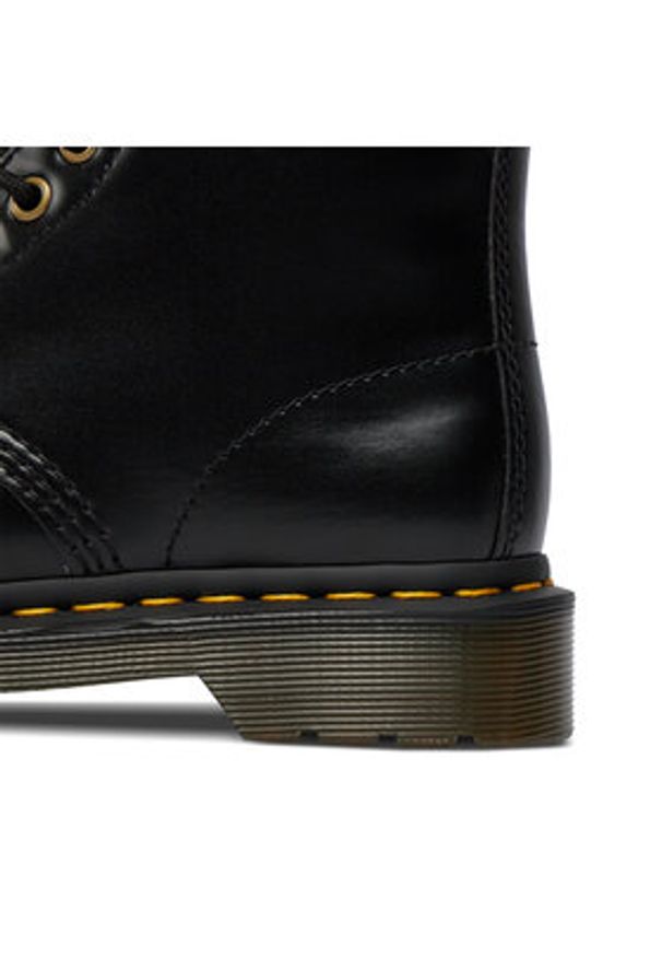 Dr. Martens Glany Vegan 1460 31136001 Czarny. Kolor: czarny. Materiał: skóra