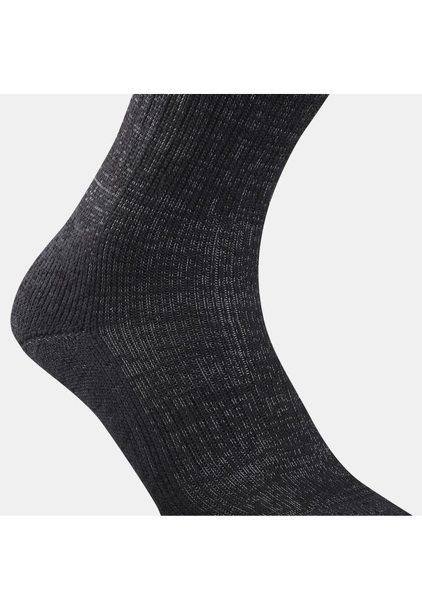 quechua - Skarpety turystyczne Quechua SH900 Mid. Kolor: wielokolorowy, szary, czarny. Materiał: poliamid, wełna, elastan. Sport: turystyka piesza