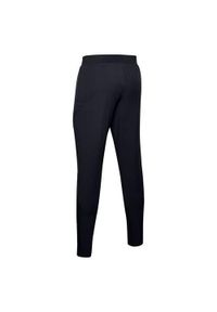 Spodnie treningowe męskie Under Armour 1352028001. Kolor: szary, wielokolorowy. Materiał: dresówka. Sport: turystyka piesza