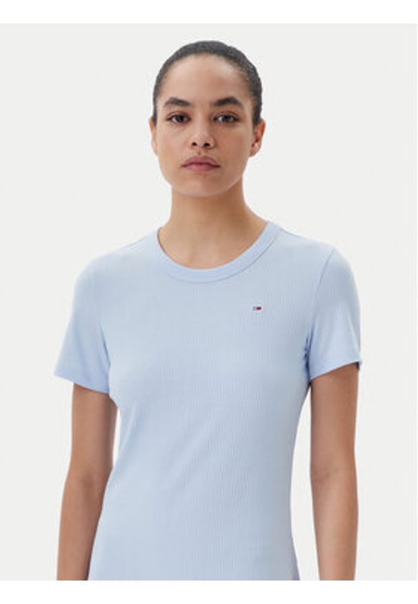 Tommy Jeans Sukienka codzienna DW0DW19721 Błękitny Slim Fit. Okazja: na co dzień. Kolor: niebieski. Materiał: wiskoza, syntetyk. Typ sukienki: proste. Styl: casual