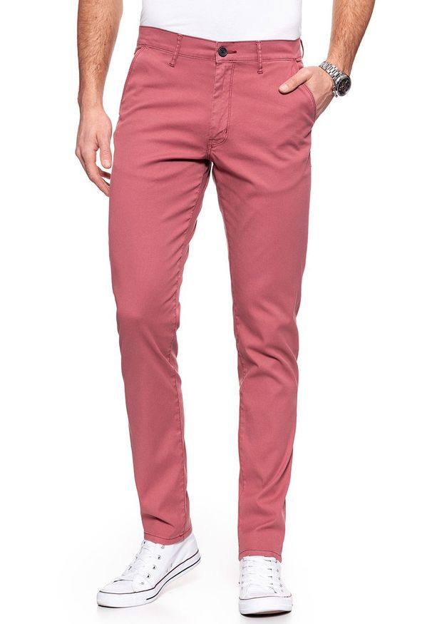Wrangler - WRANGLER SPODNIE MĘSKIE CHINO BRICK RED W16LHE68G 112127313. Materiał: materiał