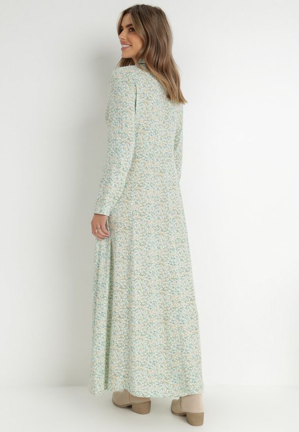 Born2be - Niebiesko-Zielona Sukienka Perippe. Kolor: zielony. Wzór: nadruk, aplikacja, kolorowy, kwiaty. Typ sukienki: rozkloszowane, koszulowe. Długość: maxi