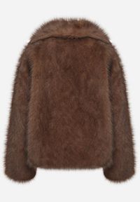 Born2be - Brązowa Kurtka Futerko z Szerokim Kołnierzem Vertilira. Okazja: na co dzień. Kolor: brązowy. Materiał: futro. Sezon: zima. Styl: elegancki, casual, klasyczny, wizytowy #5